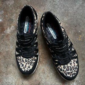 Skechers Leopard Print Trainer